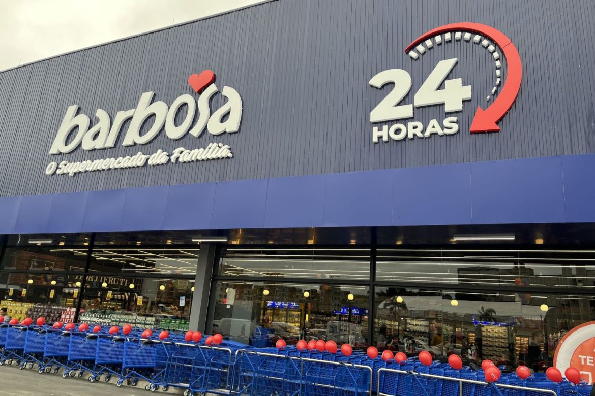 Barbosa supermercados abre loja conceito em jandira